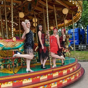 Chicas Locas Burlesque Charleston Flappers