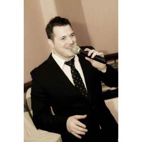 Gary James Wedding singer UK