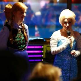Elsa & Anna