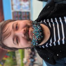 00100dPORTRAIT_00100_BURST20190505204037329_COVER