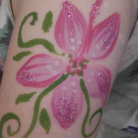 Flower pink arm