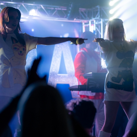 ABBA tribute band Kiss The Teacher