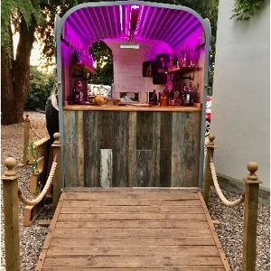 Vintage Horse Box Bar inside