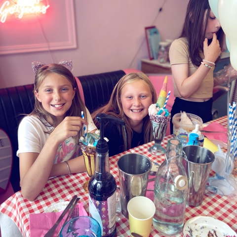 Children's milkshake and ice cream making workshop parties