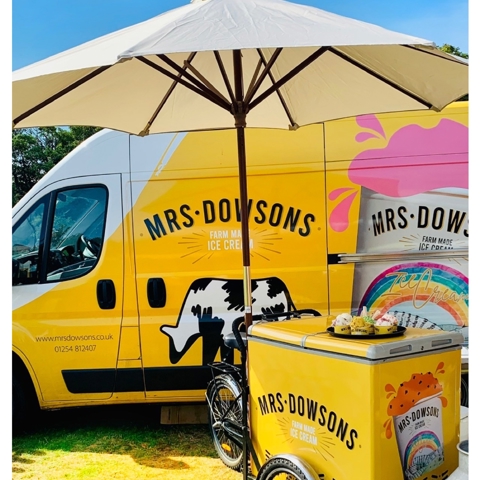 Mrs Dowsons Ice Cream Events Tricycle and Trailer