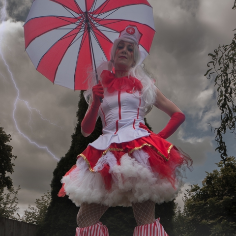Stilt walker